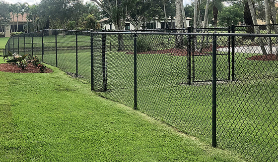 3.0mm galvanized pvc coated mesh rolls cyclone wire chainlink fence panels chain link fence